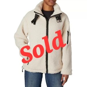 * SOLD * NWT Nicole Miller Boucle Jacket With Buckle Cream Sherpa Jacket LARGE